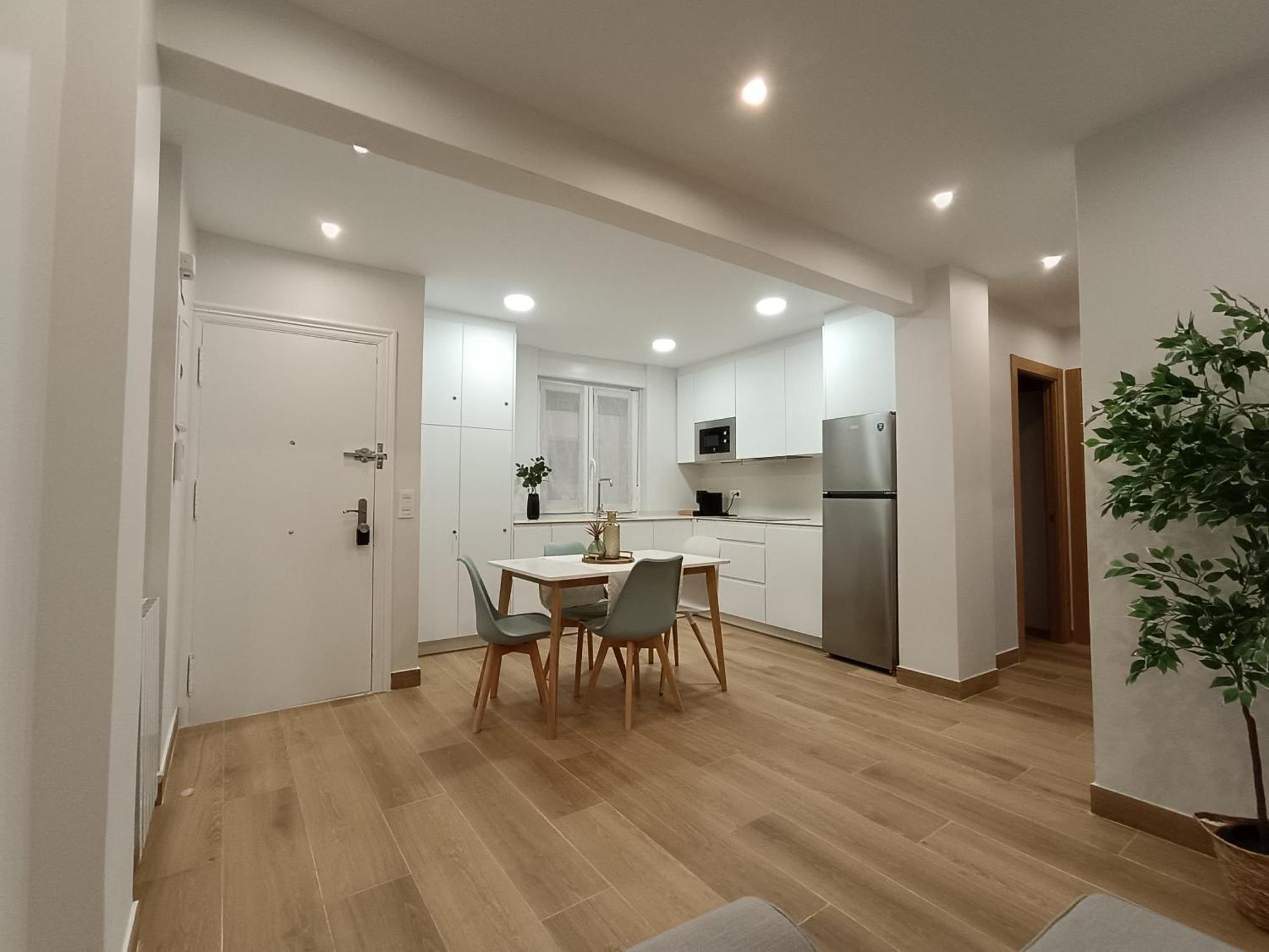 Bilbao Apartamento Muy Confortable Bagian luar foto